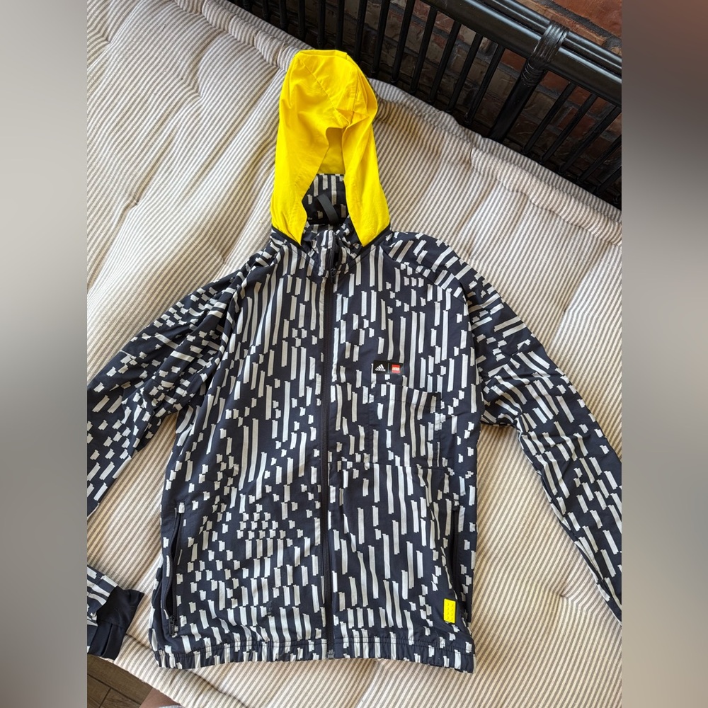 Adidas Black and White Patterned Lego Jacket like new kids unisex